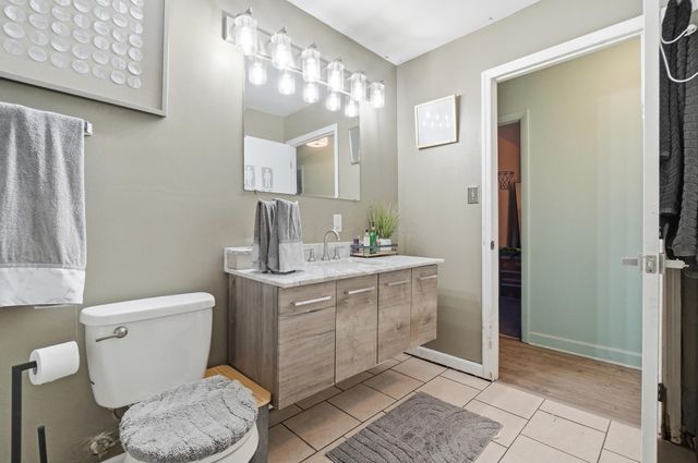 1674 Burlington Avenue, Columbus, OH 43227