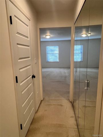 29726 Pine Ridge Circle, Farmington, MI 48331