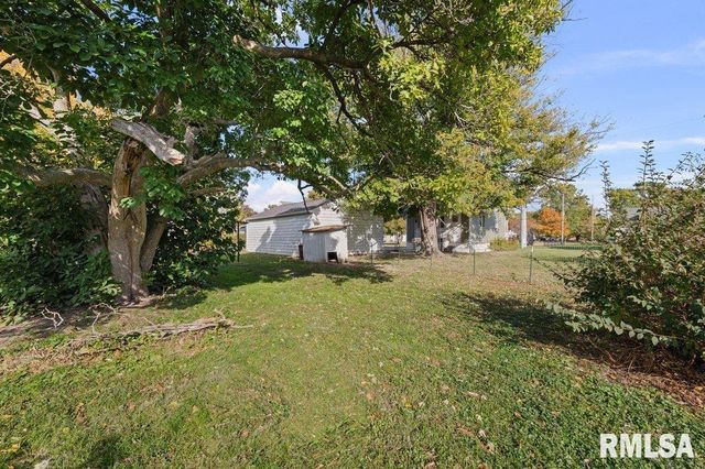 2400 32ND Street, Rock Island, IL 61201