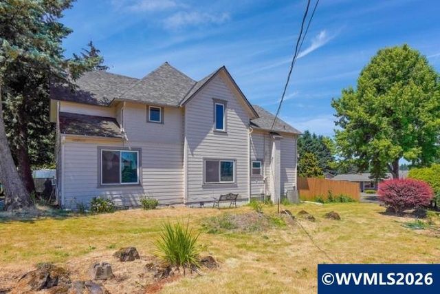 229 NE Maple St, Sublimity, OR 97385