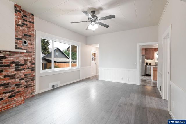 229 NE Maple St, Sublimity, OR 97385