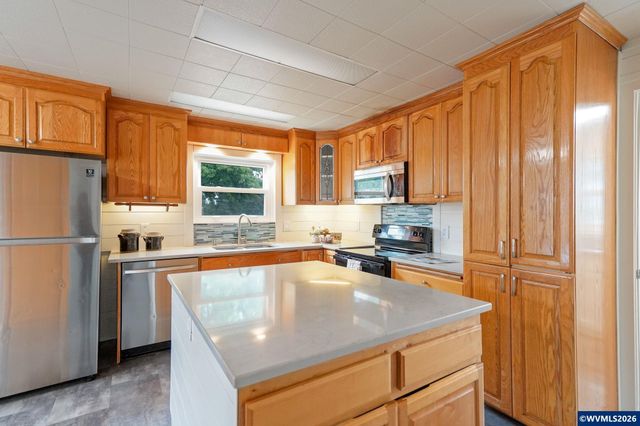 229 NE Maple St, Sublimity, OR 97385