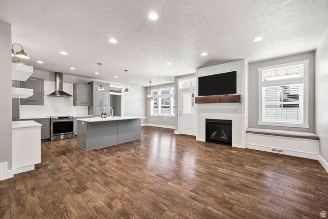 444 E 100 N, Millville, UT 84326