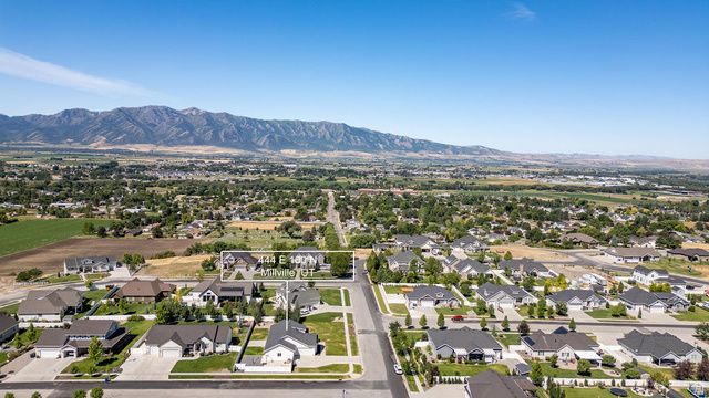 444 E 100 N, Millville, UT 84326