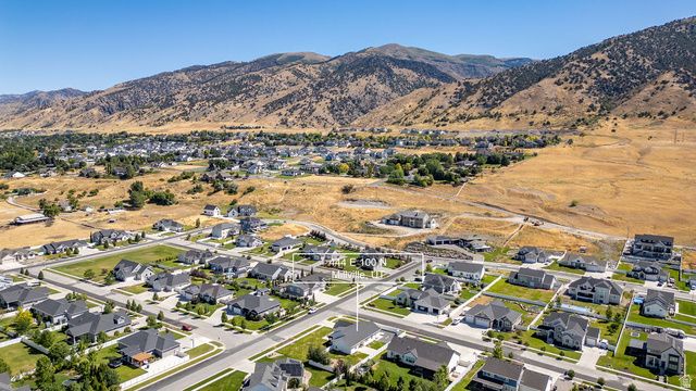 444 E 100 N, Millville, UT 84326