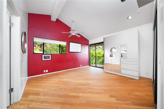 640 Sturtevant Dr, Sierra Madre, CA 91024