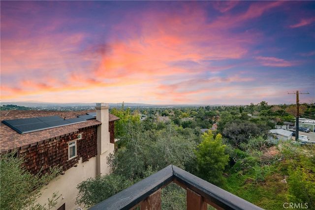 640 Sturtevant Dr, Sierra Madre, CA 91024