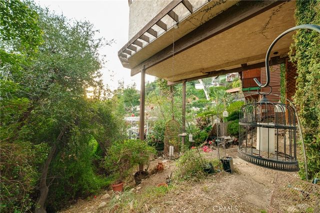 640 Sturtevant Dr, Sierra Madre, CA 91024