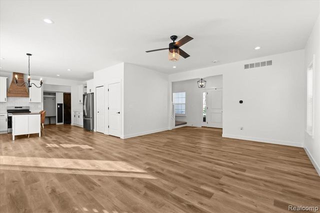 6192 Summerbrooke Circle, Fowlerville, MI 48836