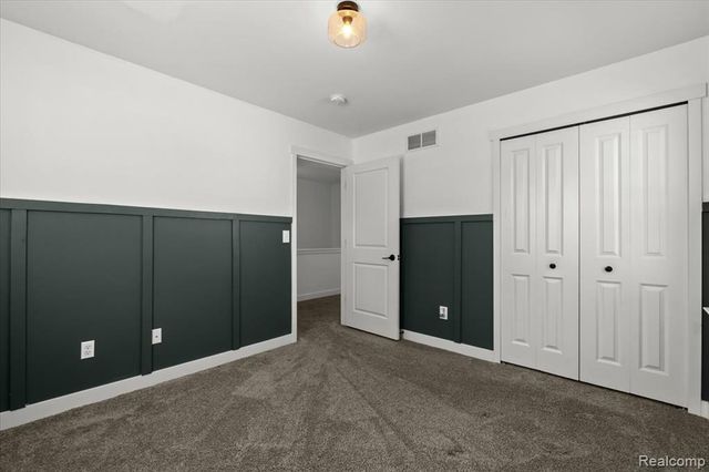 6192 Summerbrooke Circle, Fowlerville, MI 48836