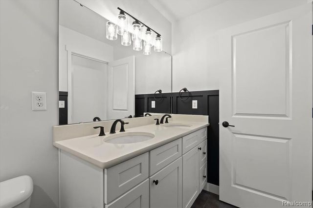 6192 Summerbrooke Circle, Fowlerville, MI 48836