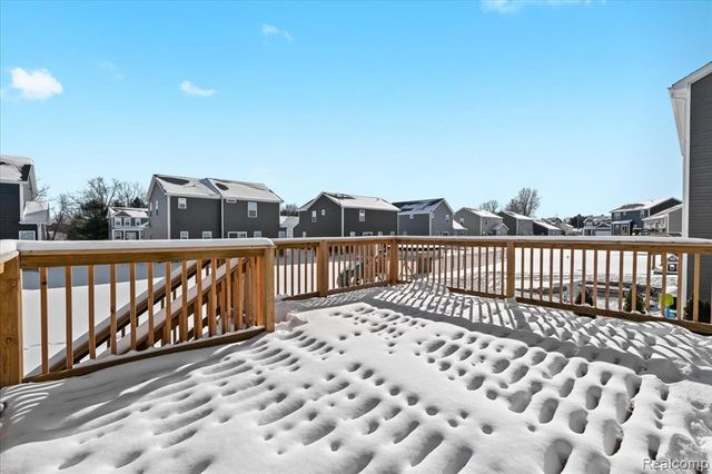 6192 Summerbrooke Circle, Fowlerville, MI 48836