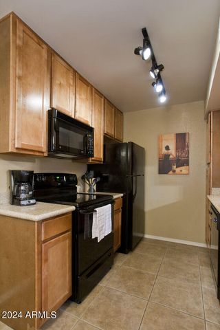 3500 N HAYDEN Road 811, Scottsdale, AZ 85251