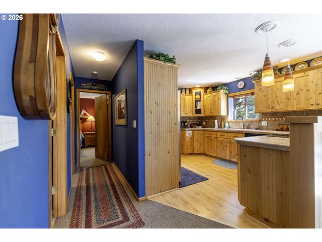 4325 S SILETZ St, Siletz, OR 97380