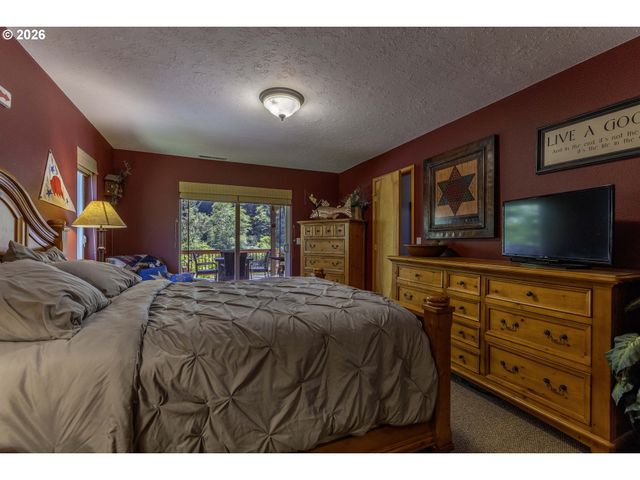 4325 S SILETZ St, Siletz, OR 97380