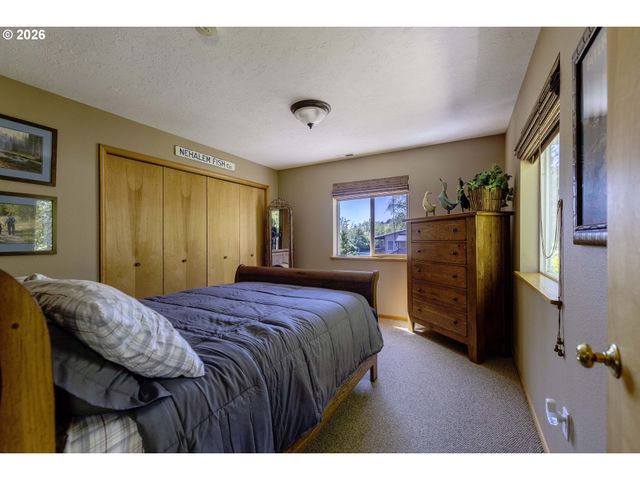 4325 S SILETZ St, Siletz, OR 97380