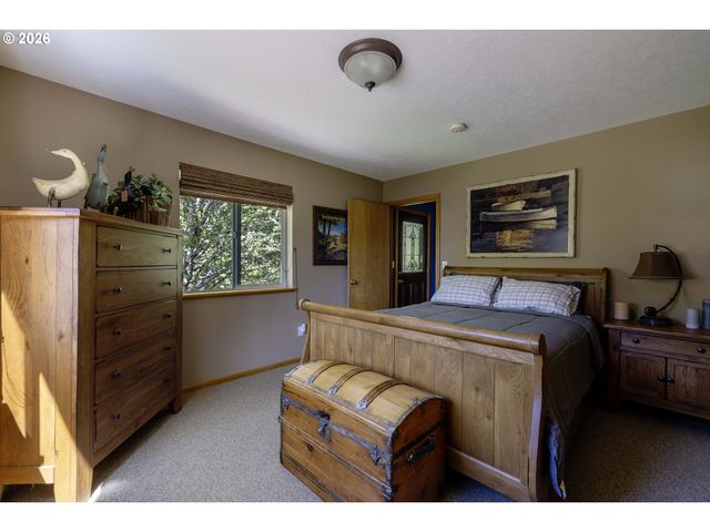 4325 S SILETZ St, Siletz, OR 97380