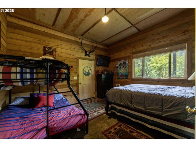 4325 S SILETZ St, Siletz, OR 97380