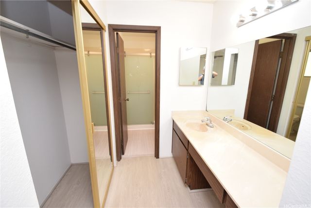 98-1946 Hapaki Street, Aiea, HI 96701