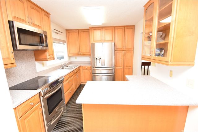 98-1946 Hapaki Street, Aiea, HI 96701