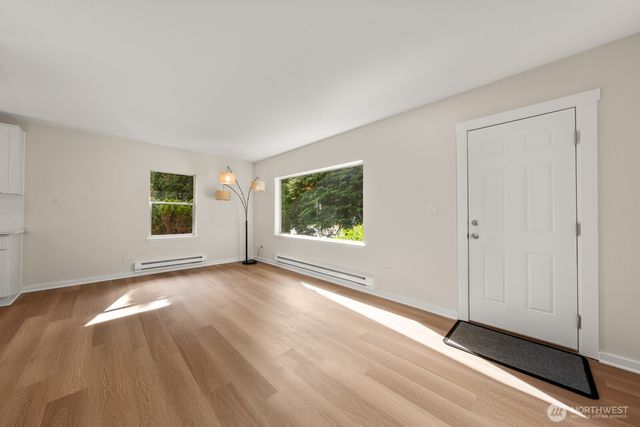 14728 32nd Avenue NE, Shoreline, WA 98155