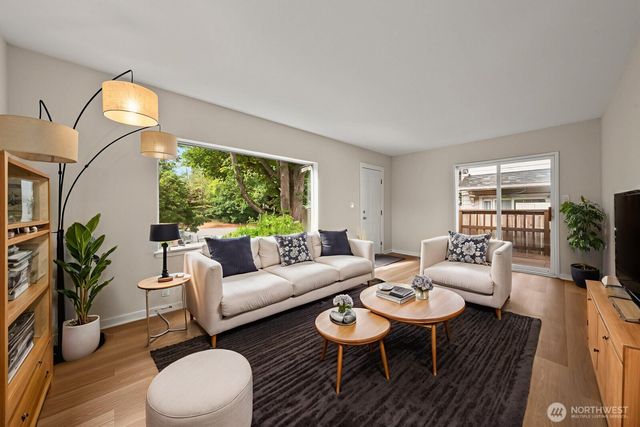 14728 32nd Avenue NE, Shoreline, WA 98155