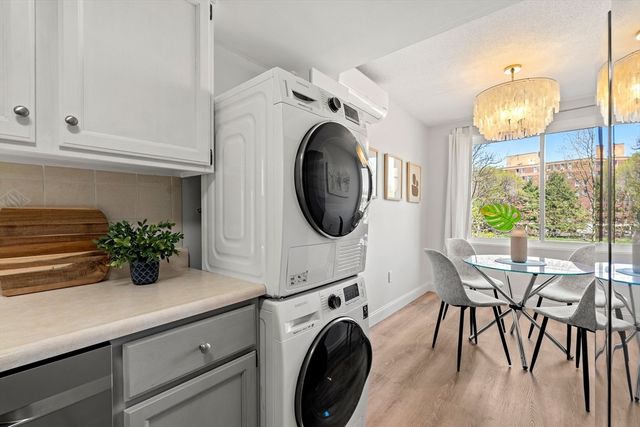 51 Melrose St 2D, Melrose, MA 02176
