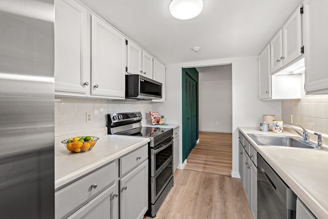 51 Melrose St 2D, Melrose, MA 02176