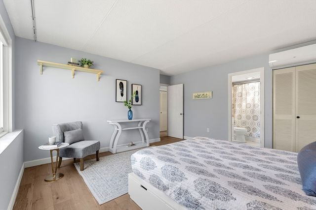 51 Melrose St 2D, Melrose, MA 02176