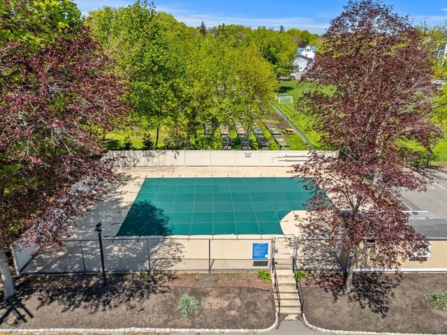 51 Melrose St 2D, Melrose, MA 02176