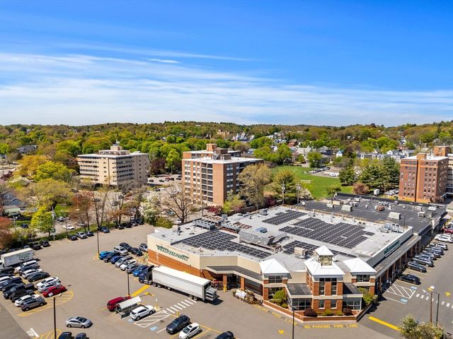 51 Melrose St 2D, Melrose, MA 02176