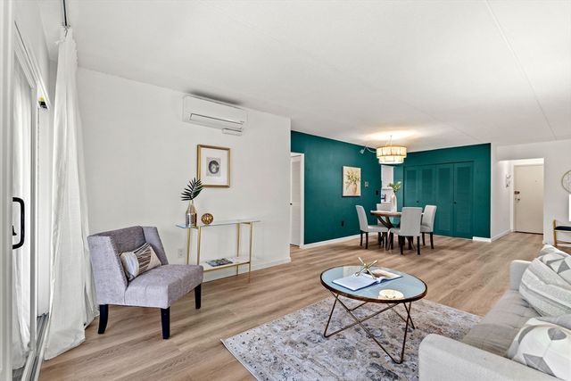 51 Melrose St 2D, Melrose, MA 02176