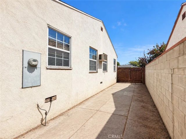 7509 Kraft, North Hollywood, CA 91605
