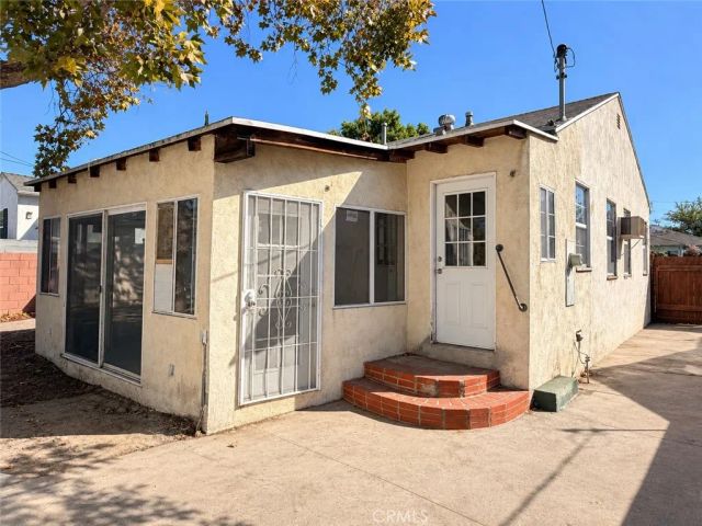 7509 Kraft, North Hollywood, CA 91605