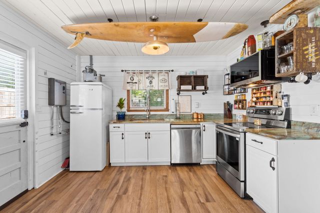 605 Wisteria Street, Panama City Beach, FL 32407