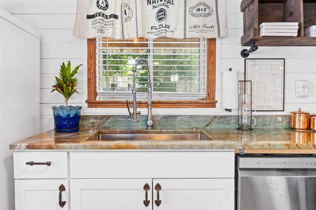 605 Wisteria Street, Panama City Beach, FL 32407