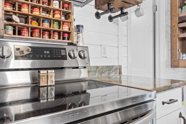 605 Wisteria Street, Panama City Beach, FL 32407