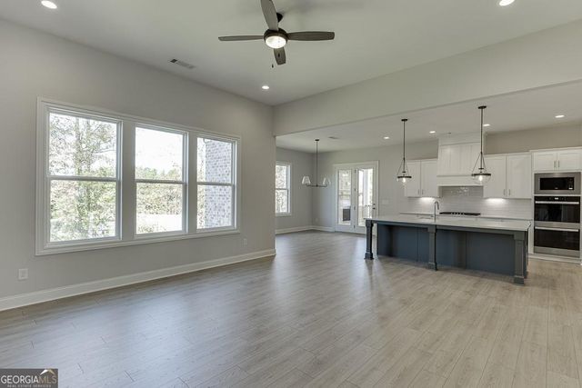 450 Thunder Road, Buford, GA 30518