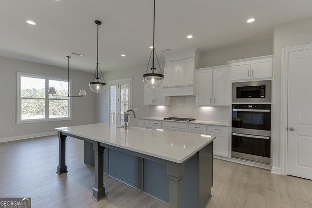 450 Thunder Road, Buford, GA 30518