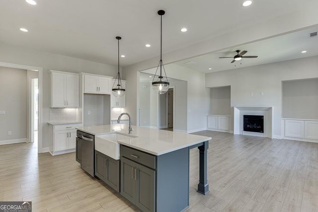 450 Thunder Road, Buford, GA 30518
