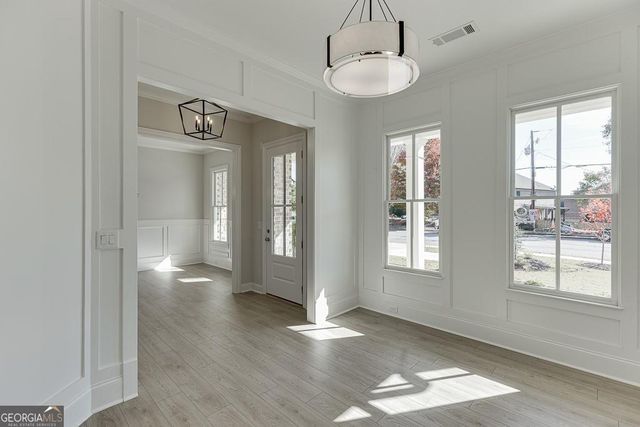 450 Thunder Road, Buford, GA 30518