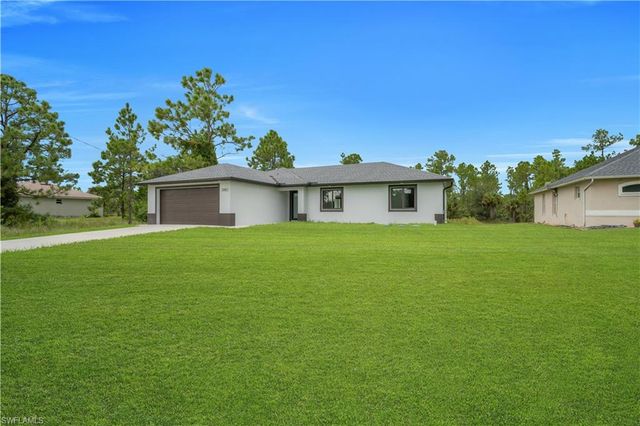1061 Butler ST E, Lehigh Acres, FL 33974