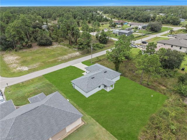 1061 Butler ST E, Lehigh Acres, FL 33974