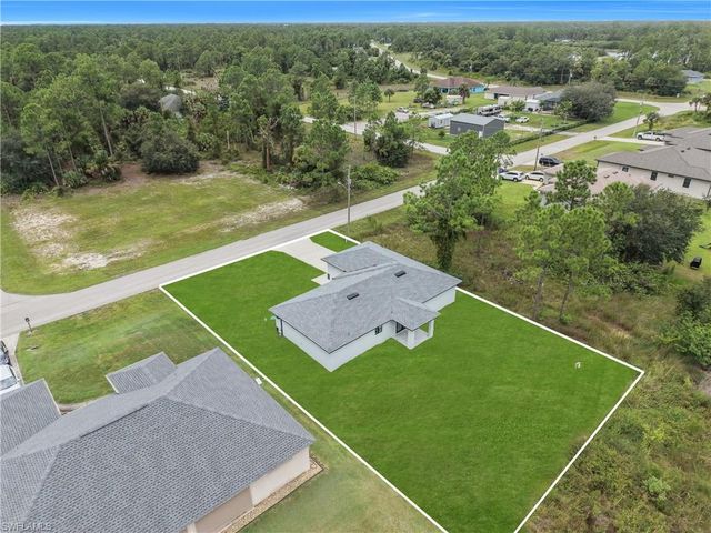 1061 Butler ST E, Lehigh Acres, FL 33974