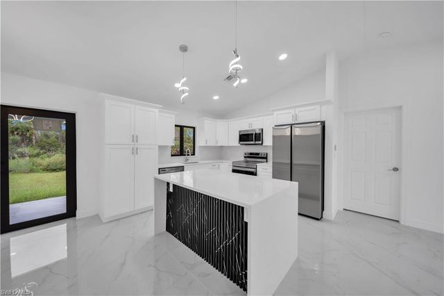1061 Butler ST E, Lehigh Acres, FL 33974