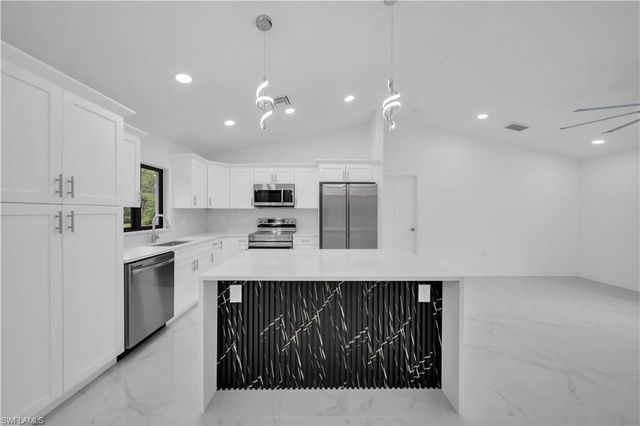 1061 Butler ST E, Lehigh Acres, FL 33974