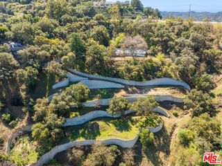 13511 Mulholland Drive, Beverly Hills, CA 90210