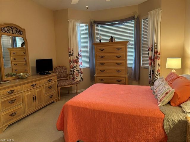 2895 Cypress Trace CIR # 104, Naples, FL 34119