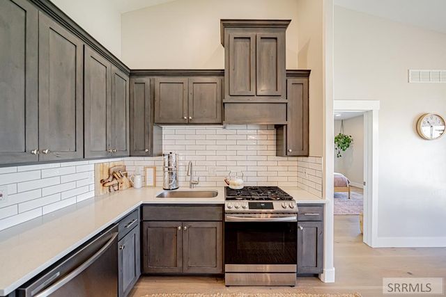 4442 Craven Lane, Idaho Falls, ID 83402