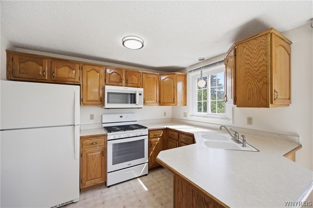 49 Thornwood Drive, Cheektowaga, NY 14227